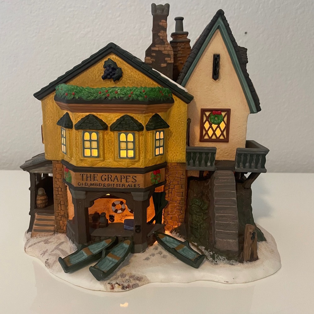 Dept 56 Dickens Village The Grapes Inn 5th Edition 1996 Heritage Village 57534